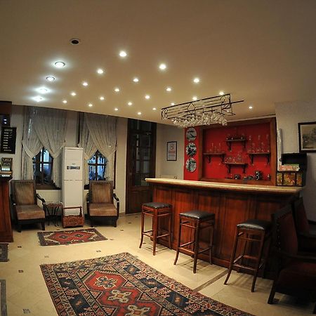 Antikhan Hotel Izmir Bagian luar foto