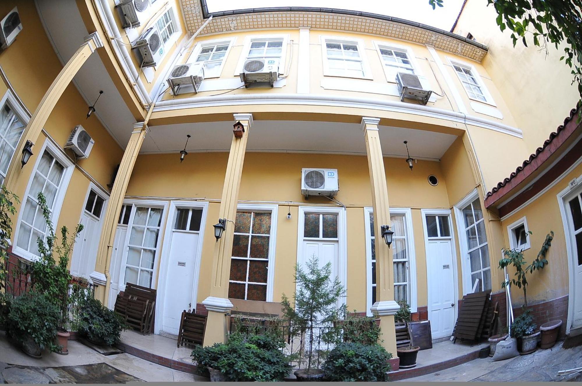 Antikhan Hotel Izmir Bagian luar foto