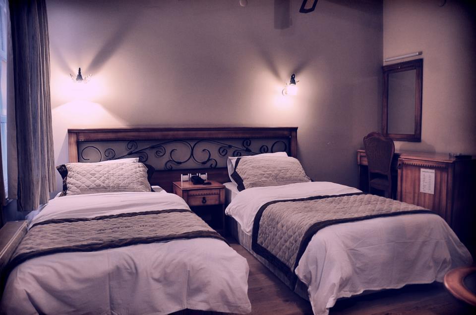 Antikhan Hotel Izmir Bagian luar foto