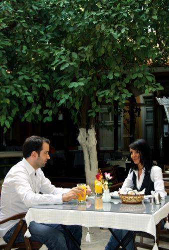 Antikhan Hotel Izmir Bagian luar foto